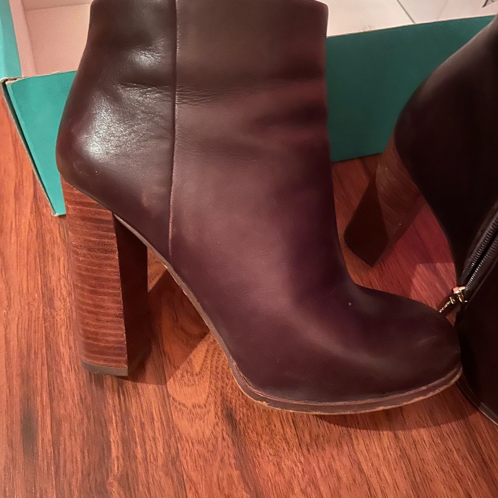 Vince camuto brown boots